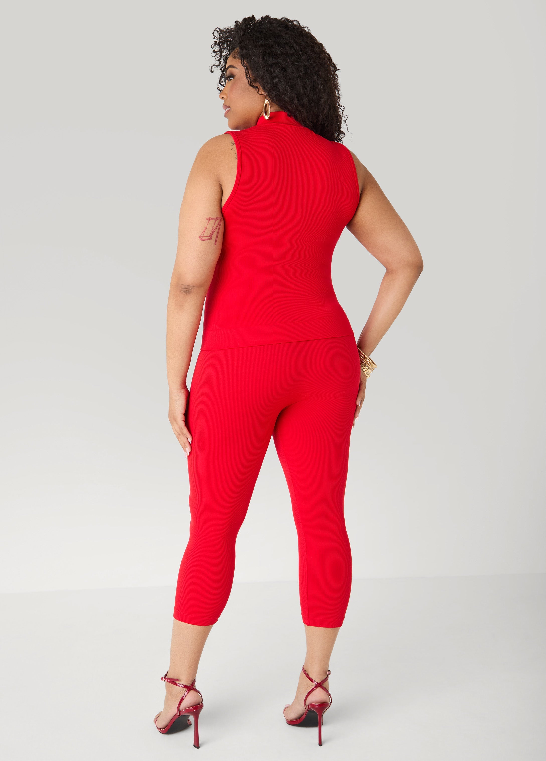 Ribbed Mock Neck Top And Capri Set