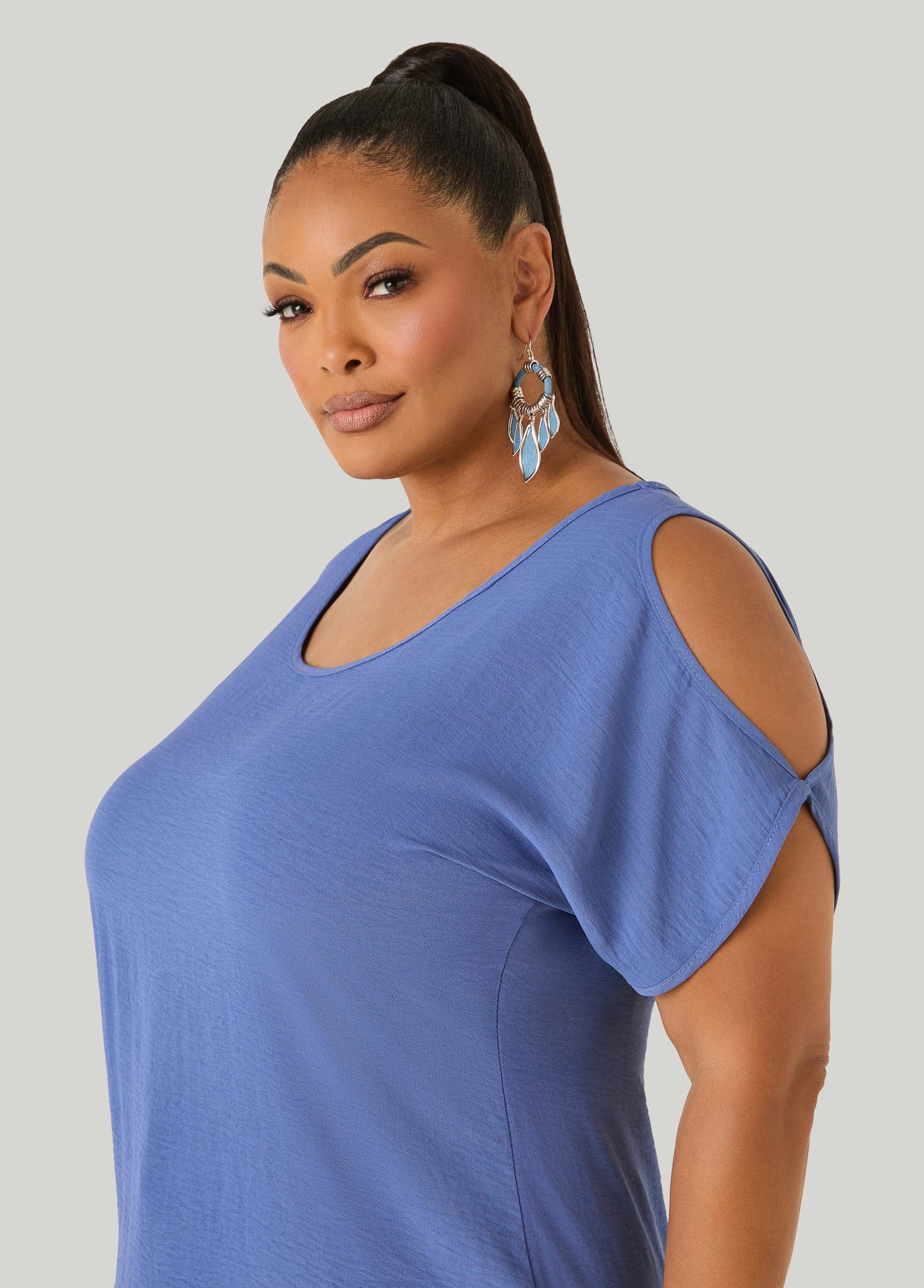 Textured Cold Shoulder Top