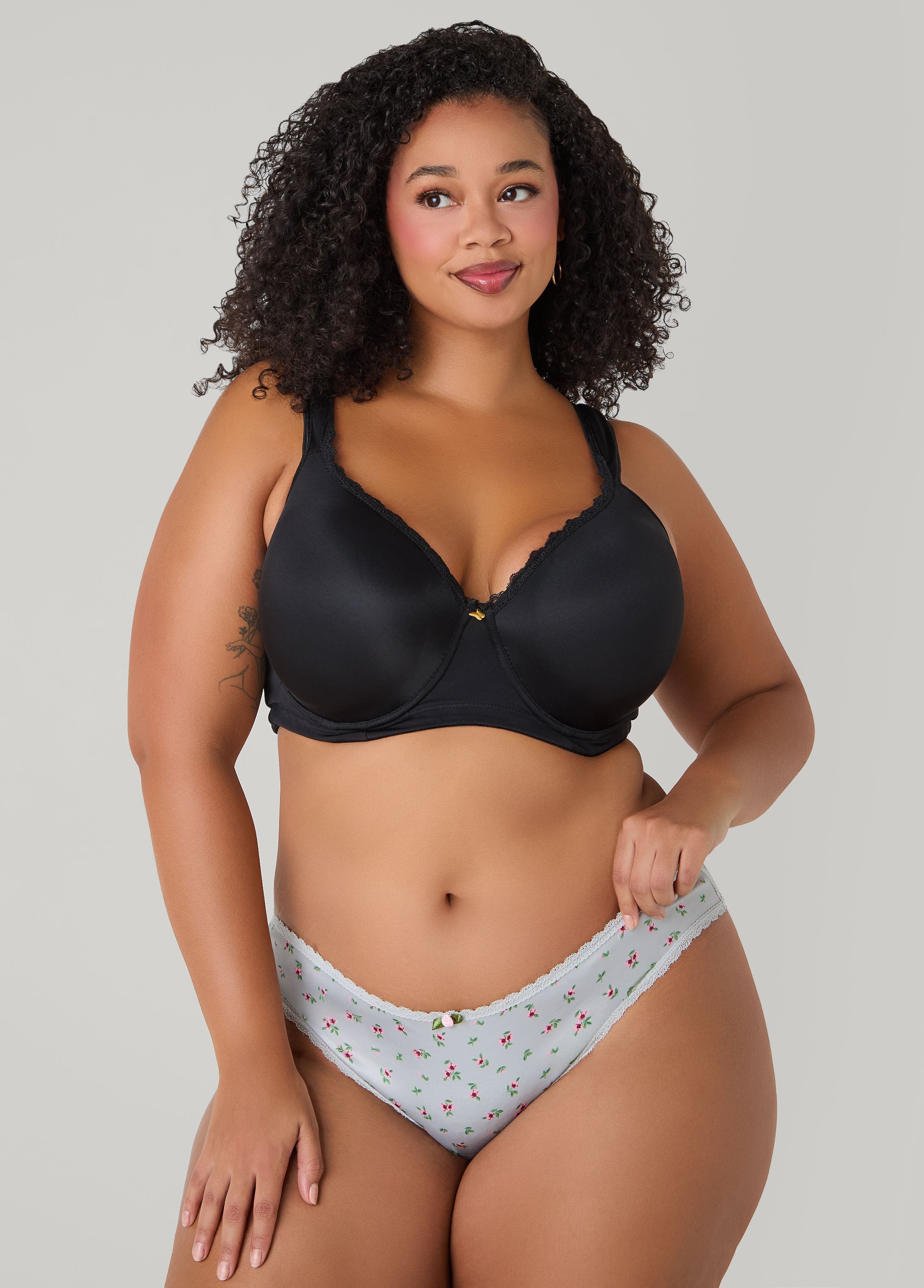 Lace Trimmed 3 Pack Bikini Panties